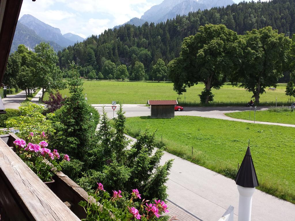Hotel Kleiner Koenig Швангау Екстер'єр фото