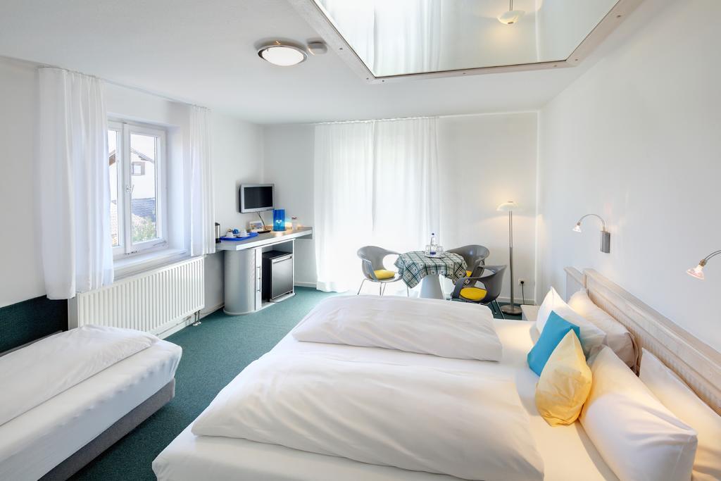 Hotel Kleiner Koenig Швангау Екстер'єр фото