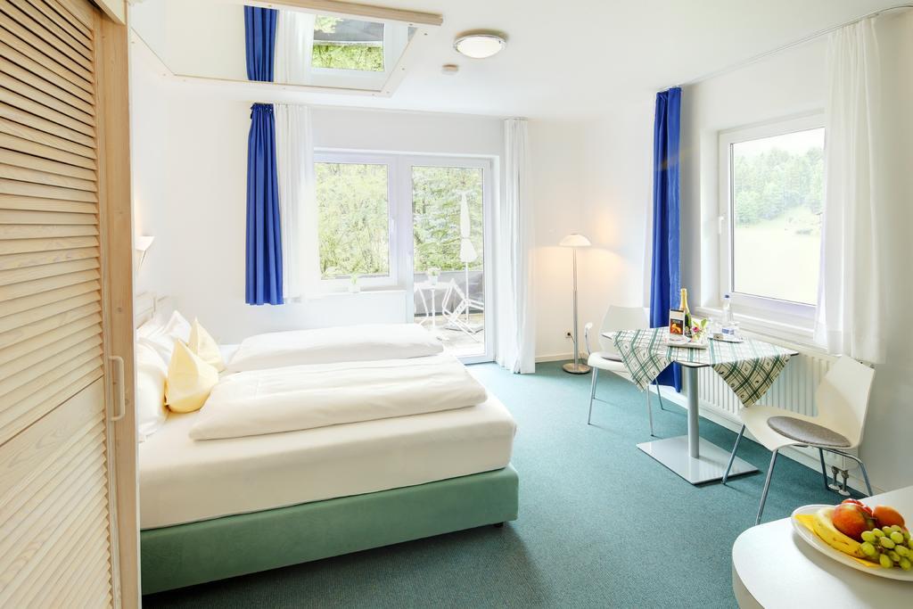 Hotel Kleiner Koenig Швангау Екстер'єр фото