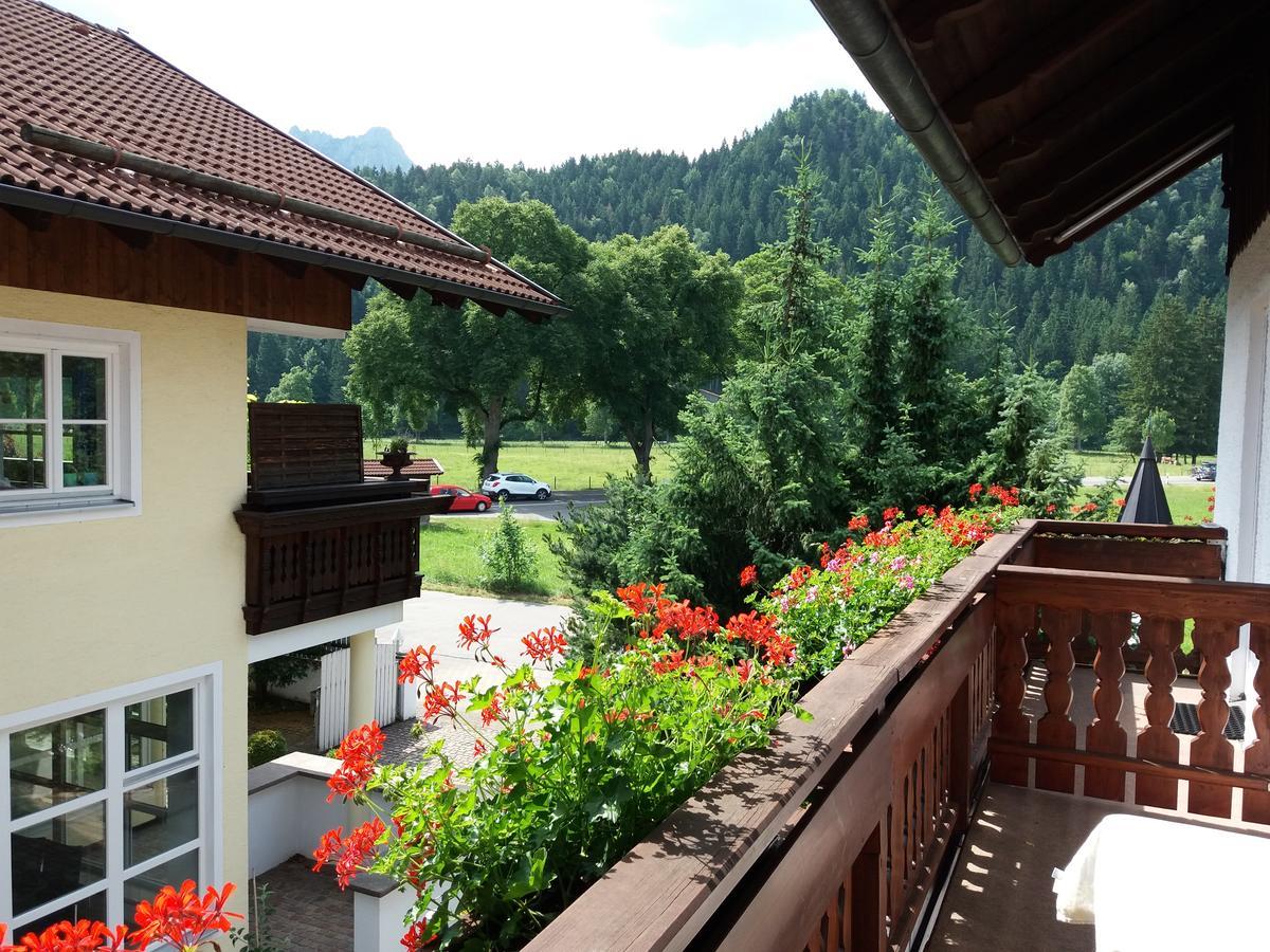 Hotel Kleiner Koenig Швангау Екстер'єр фото