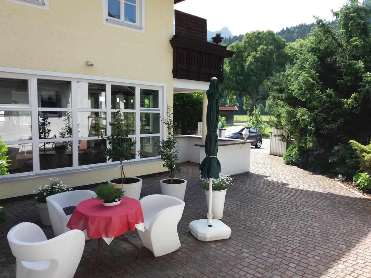 Hotel Kleiner Koenig Швангау Екстер'єр фото